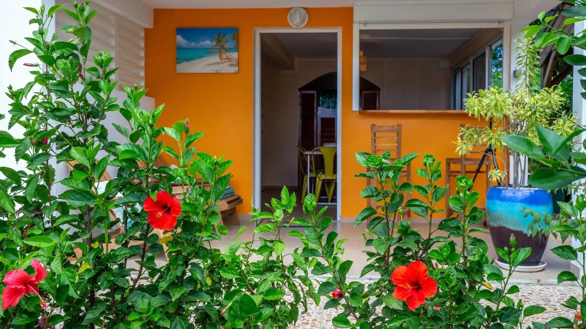 Appartement Charmant A Le Marin 48 M² Jardin